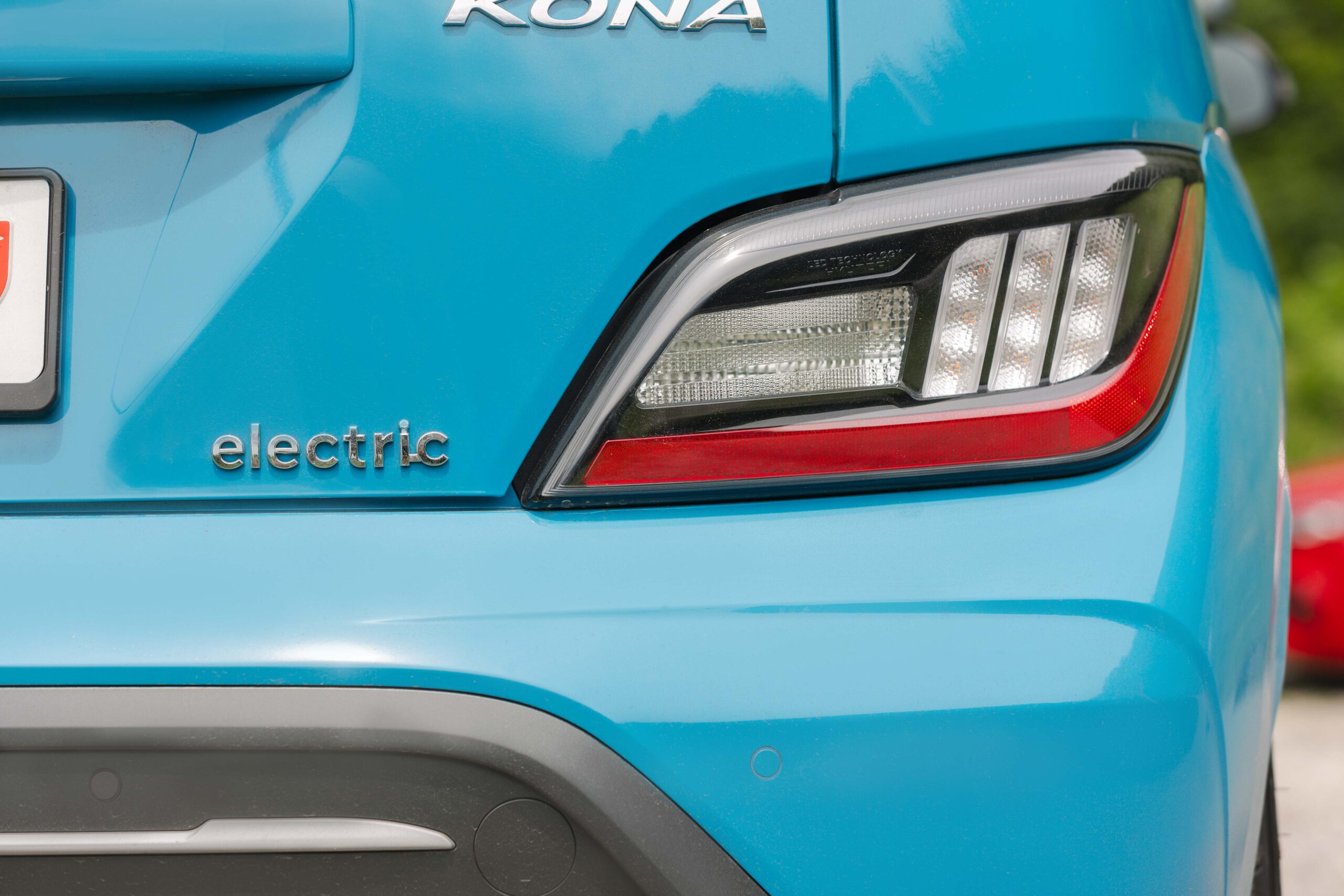 Hyundai Kona Electric blau Heck
